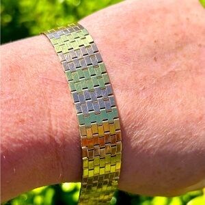 Gold vintage bracelet